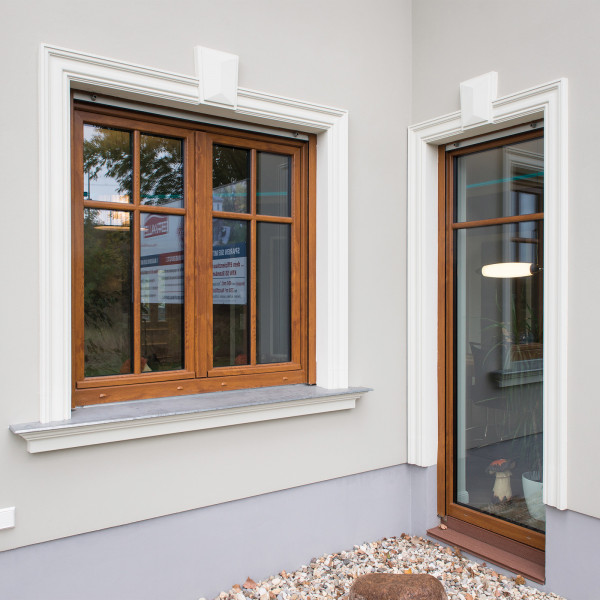 Noel &amp; Marquet Fassade Tür-/Fensterumrandung MA14 DOMOSTYL® PU 2 m